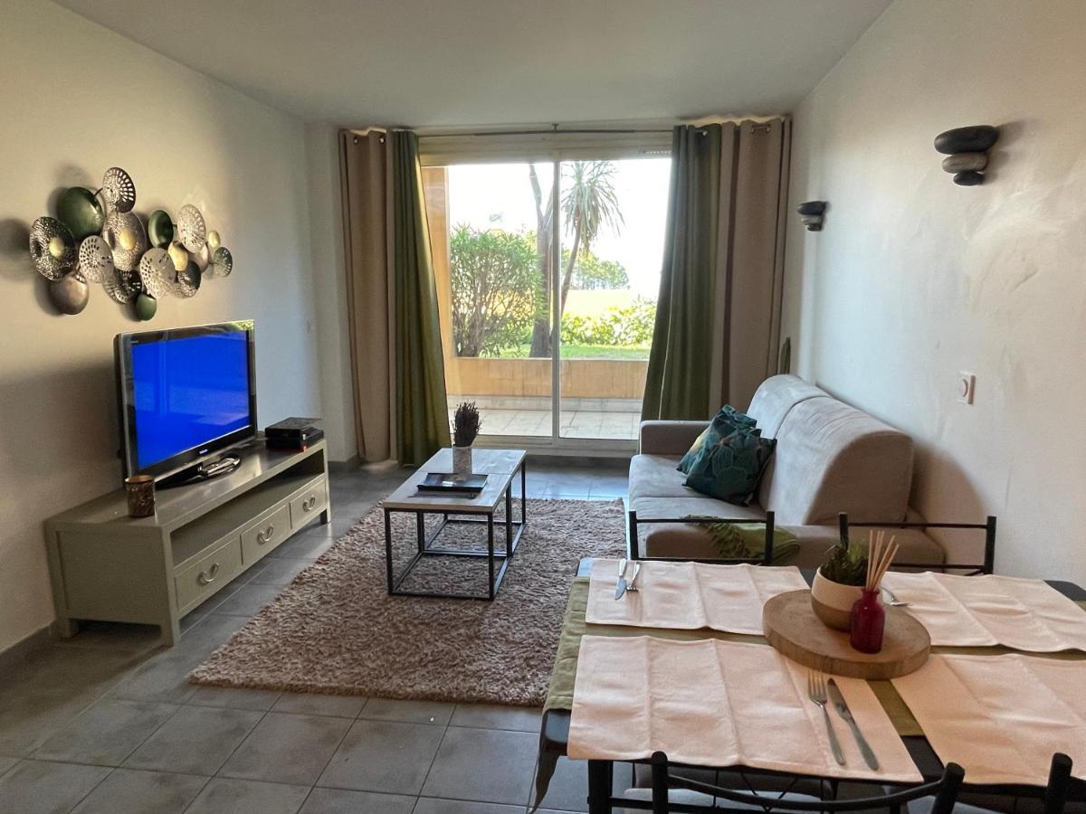 Appartement Moderne Tout Confort Théoule-sur-Mer Eksteriør billede